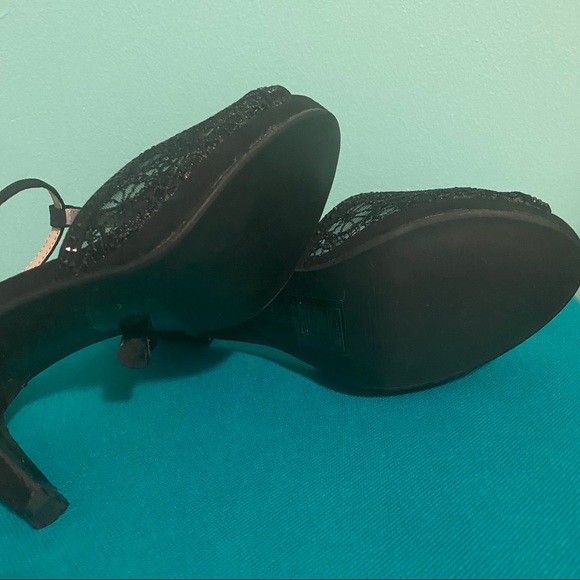 Tumipano black lace, sequence open toe heels - Picture 4 of 7